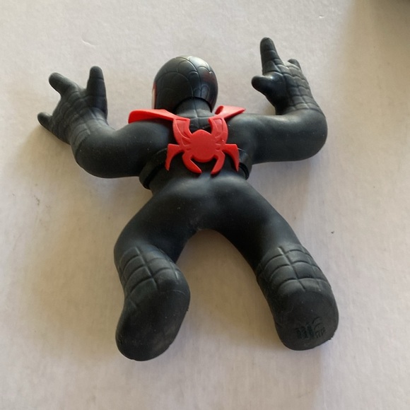MARVEL Goo Ji Tzu Supagoo super stretchy toy - Picture 4 of 5